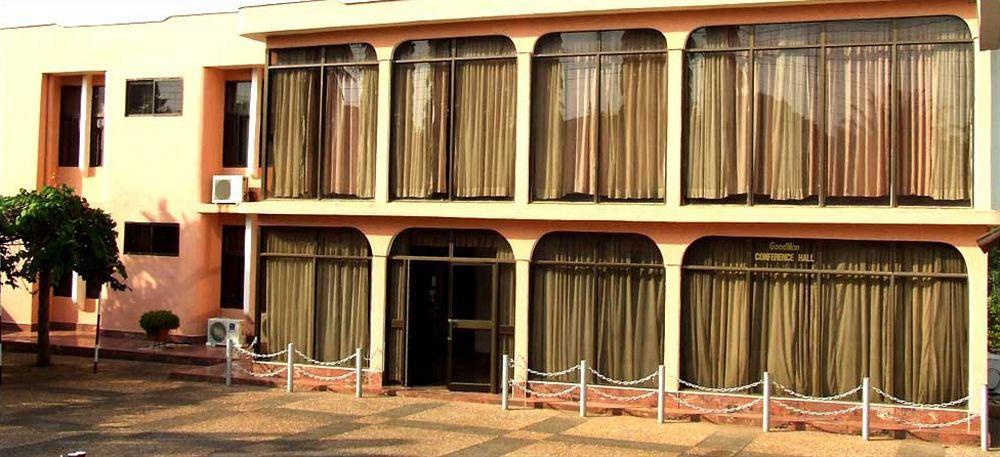 Hotel Pink Panther Kumasi Exterior foto